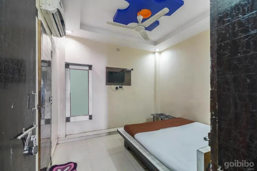 Hotel Rameshwaram Ujjain Exterior foto